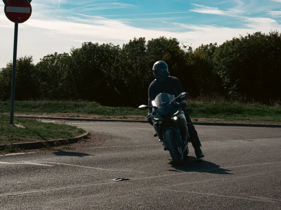 Motorcyclist leaning through the corner